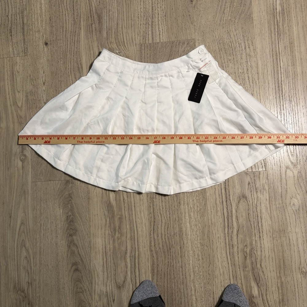 Faded Rose Skirt Women's Medium White Pleated Mid Rise Short Tennis‎ NWT - Picture 6 of 7